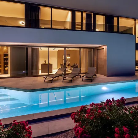 Luxury Maslina With Sea View Villa
