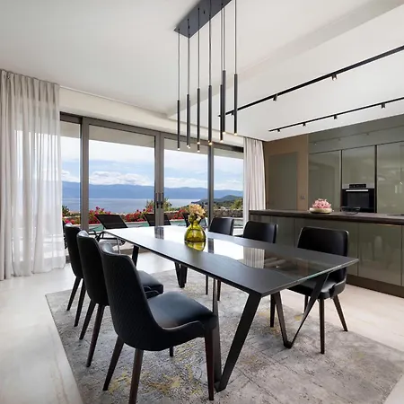 Luxury Maslina With Sea View * Vrbnik (Primorje-Gorski Kotar)